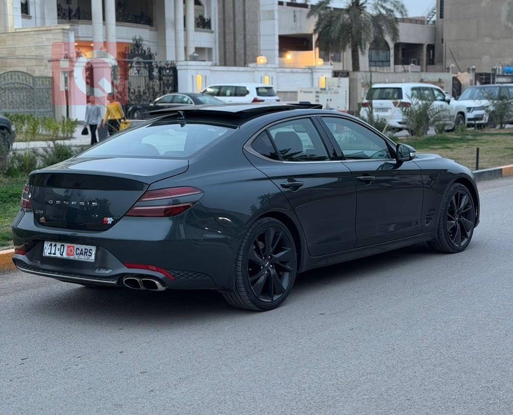 جنسس G70